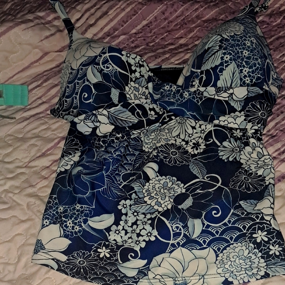 3 For $12 Floral Blue and White Women's Top